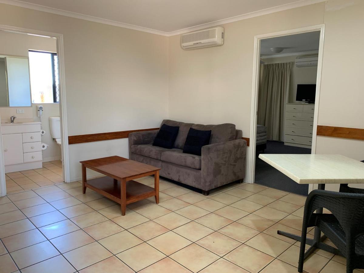 Biloela Palms Motor Inn Zewnętrze zdjęcie